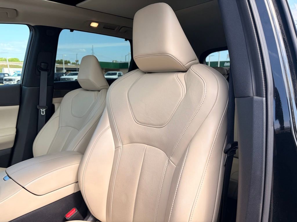 Used 2023 INFINITI QX60 Luxe w/ Cargo Package image 11