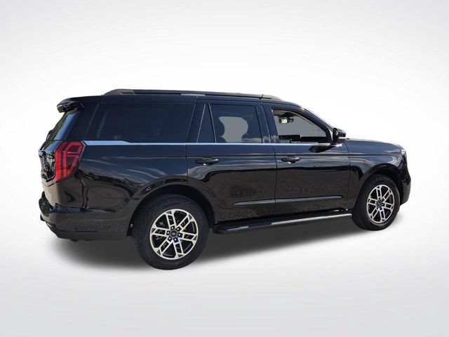 Certified 2025 Ford Expedition Active AWD/4WD image 9