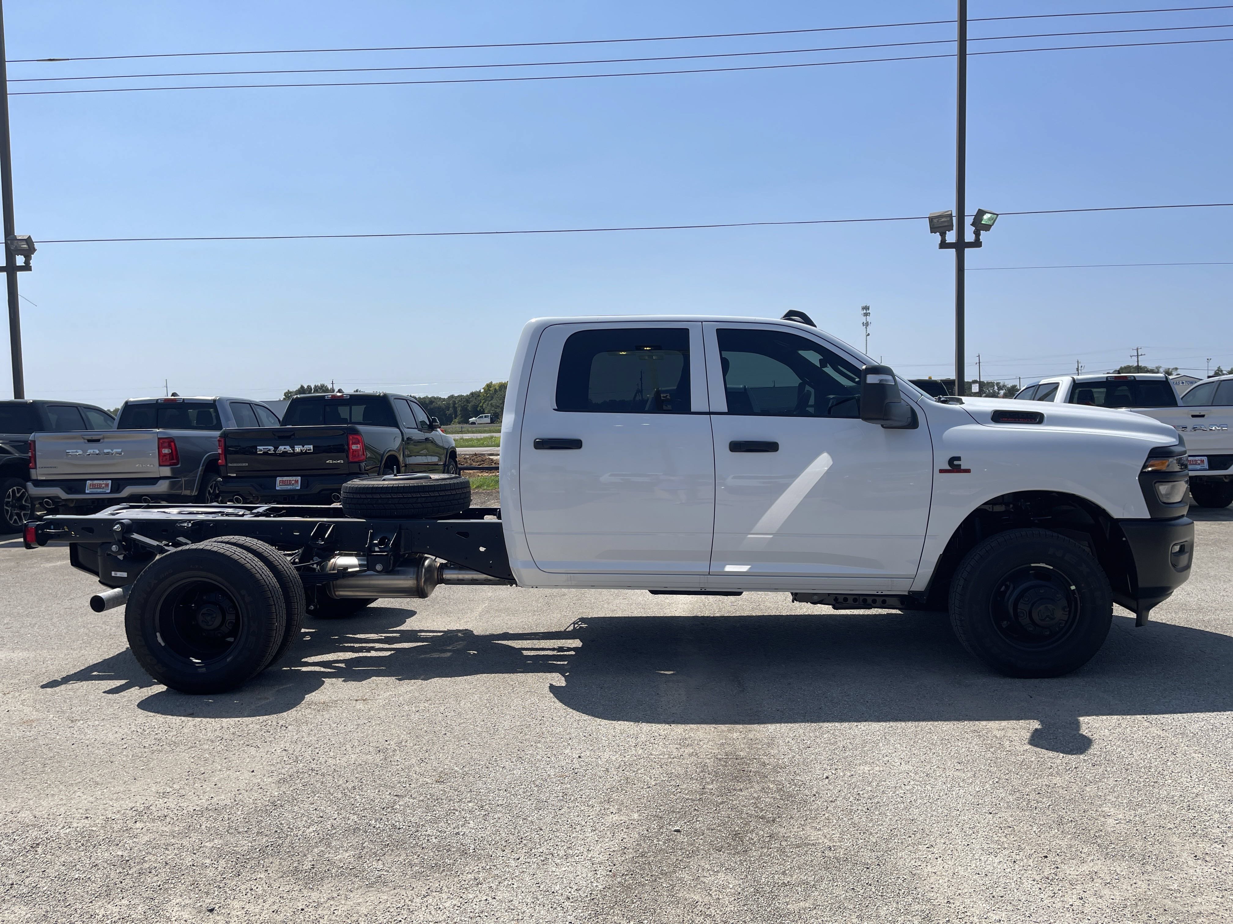 New 2026 RAM 3500 Tradesman AWD/4WD image 3