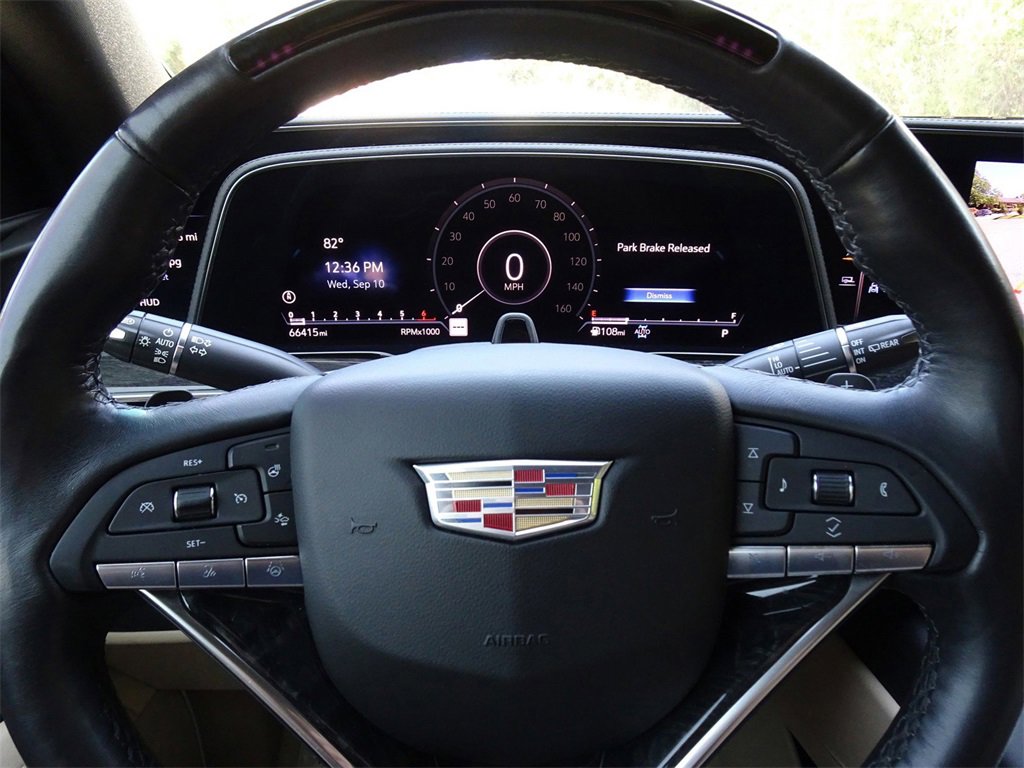 Used 2022 Cadillac Escalade ESV Premium Luxury image 21