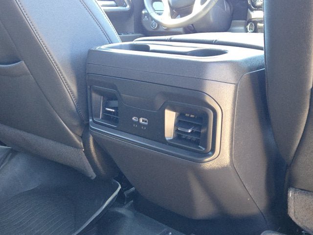Used 2024 Chevrolet Silverado 1500 LT Trail Boss w/ LT Trail Boss Premium Package AWD/4WD image 9