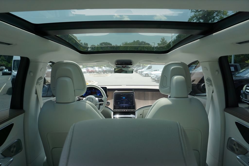 Certified 2023 Mercedes-Benz EQE 350+ SUV image 33