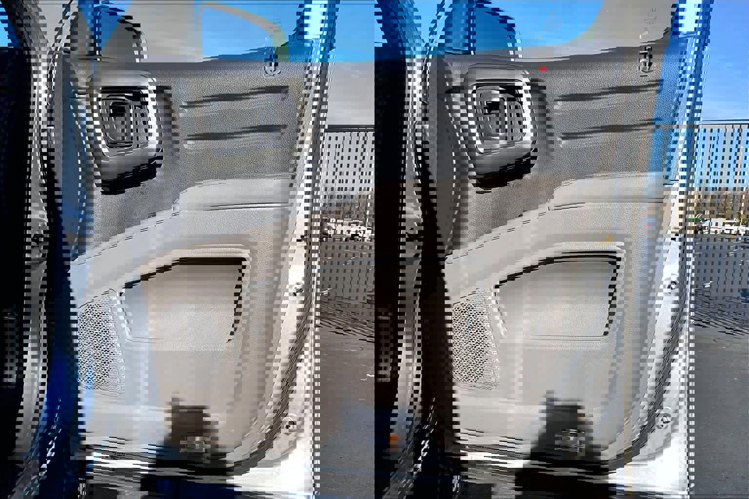 Used 2011 Honda Ridgeline RTL image 25