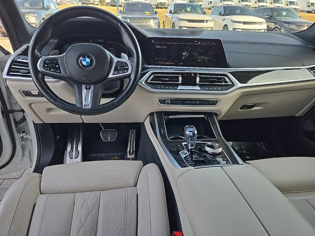 Used 2022 BMW X7 M50i image 15