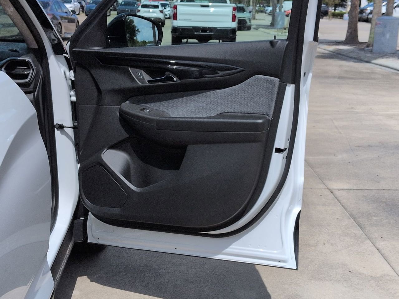 New 2026 Chevrolet TrailBlazer LT w/ Convenience Package FWD image 29
