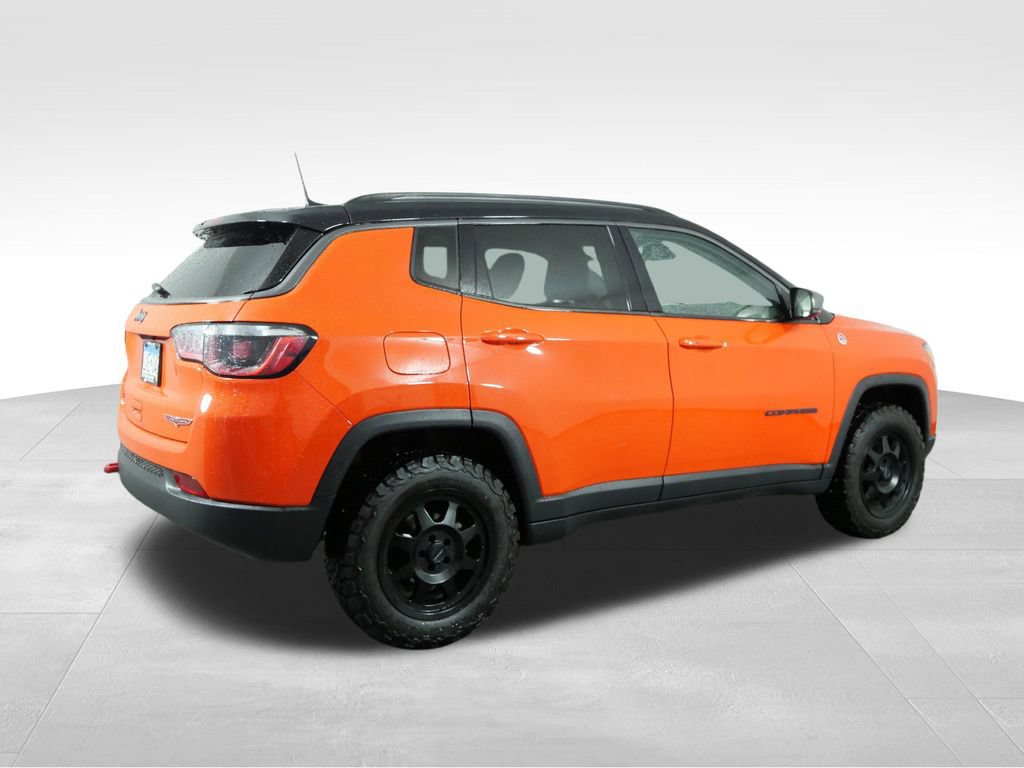 Used 2019 Jeep Compass Trailhawk w/ Leather Interior Group AWD/4WD image 9