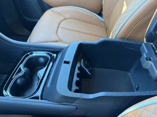 New 2026 Chrysler Pacifica Pinnacle FWD image 39