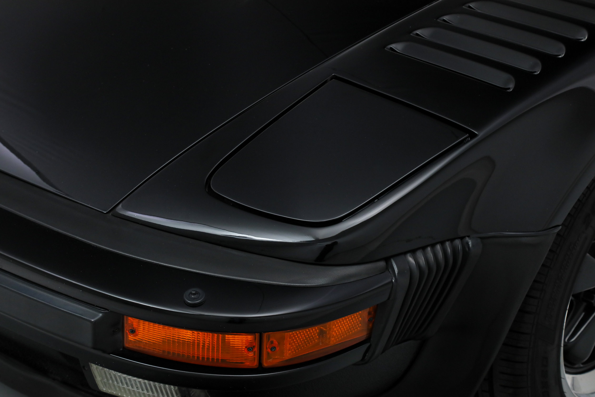 Used 1989 Porsche 911 Turbo Targa RWD image 25