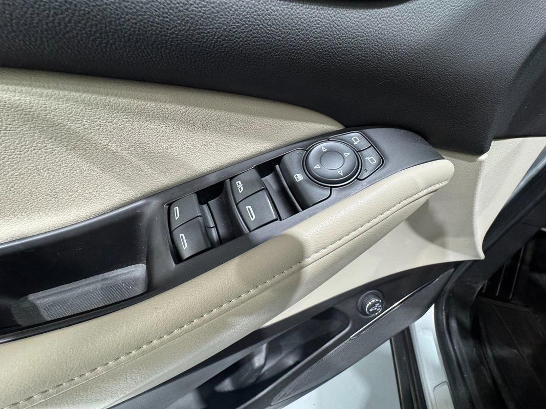 Used 2019 Buick Enclave Essence image 30