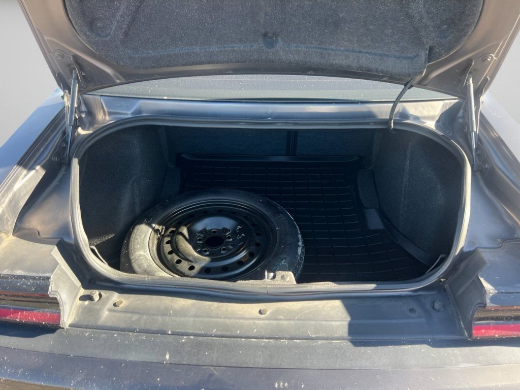 Used 2018 Dodge Challenger SXT Plus RWD image 10