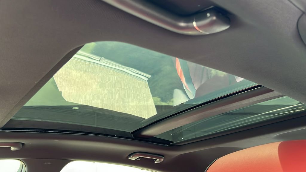 Used 2025 Genesis G80 3.5T Sport image 35