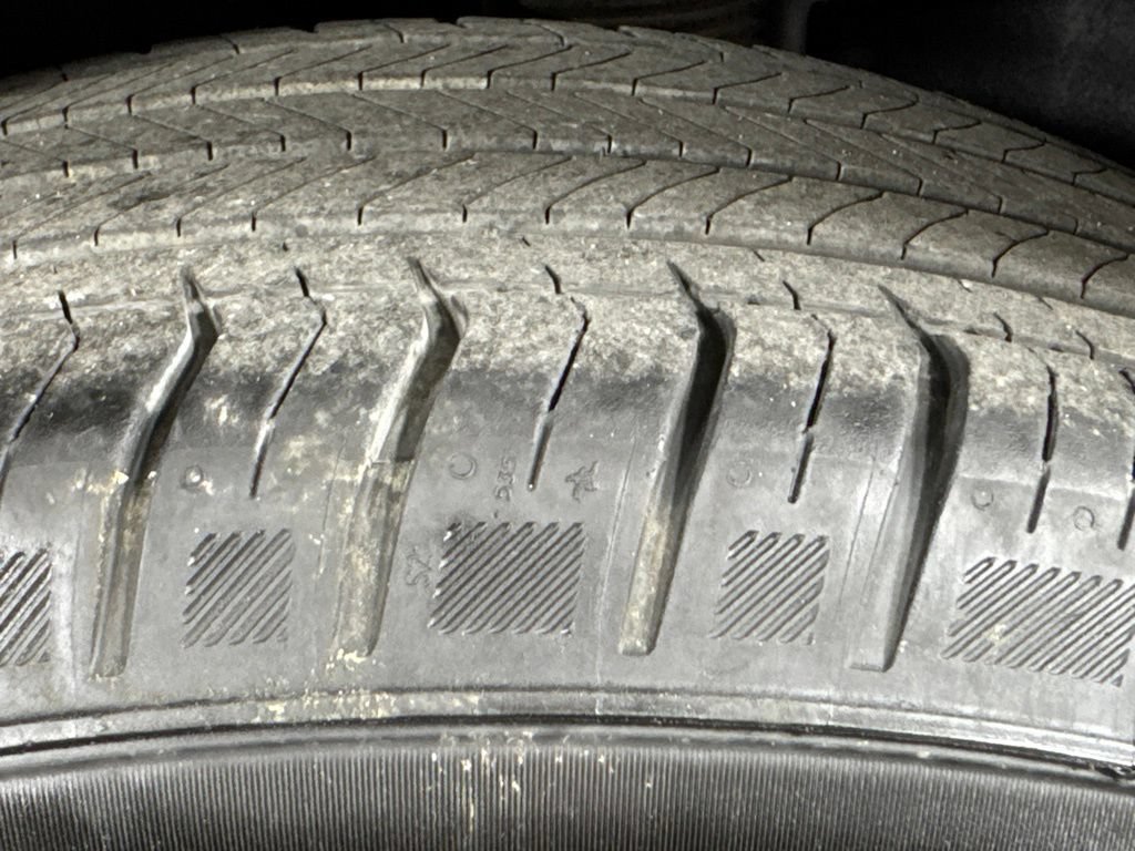 Certified 2025 Chevrolet Equinox LT AWD/4WD image 13