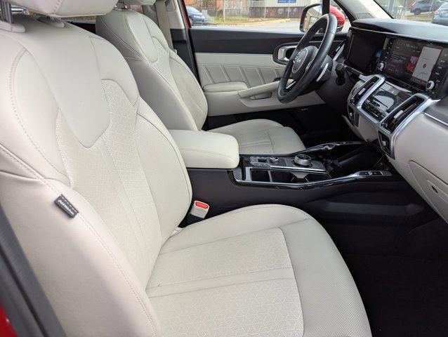 Used 2023 Kia Sorento SX Prestige image 26