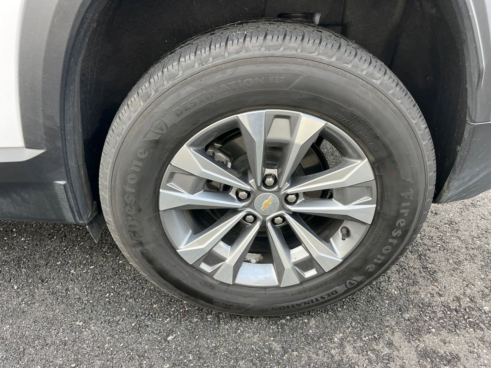 Used 2025 Chevrolet Equinox LT image 29