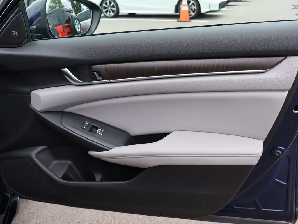 Certified 2018 Honda Accord EX-L image 11