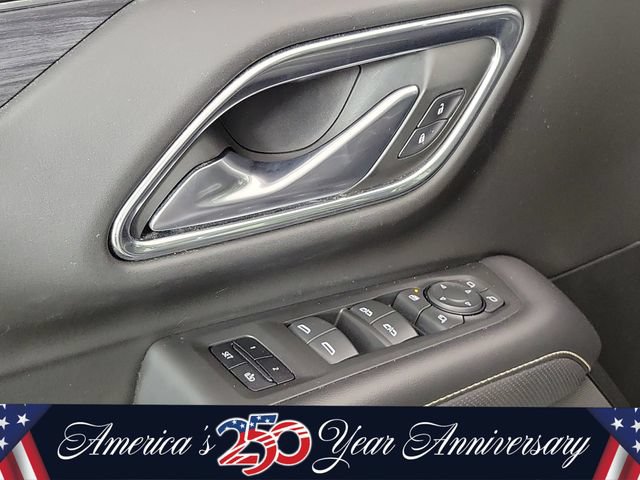 Used 2022 GMC Yukon XL SLT w/ SLT Premium Package AWD/4WD image 17
