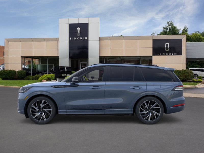 New 2026 Lincoln Aviator Black Label w/ Jet Appearance Package image 3