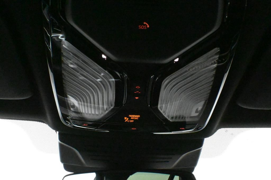 Used 2026 BMW X5 xDrive40i w/ M Sport Package image 21