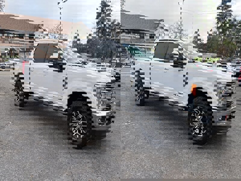 Used 2018 Ford F250 Lariat w/ Lariat Ultimate Package image 5