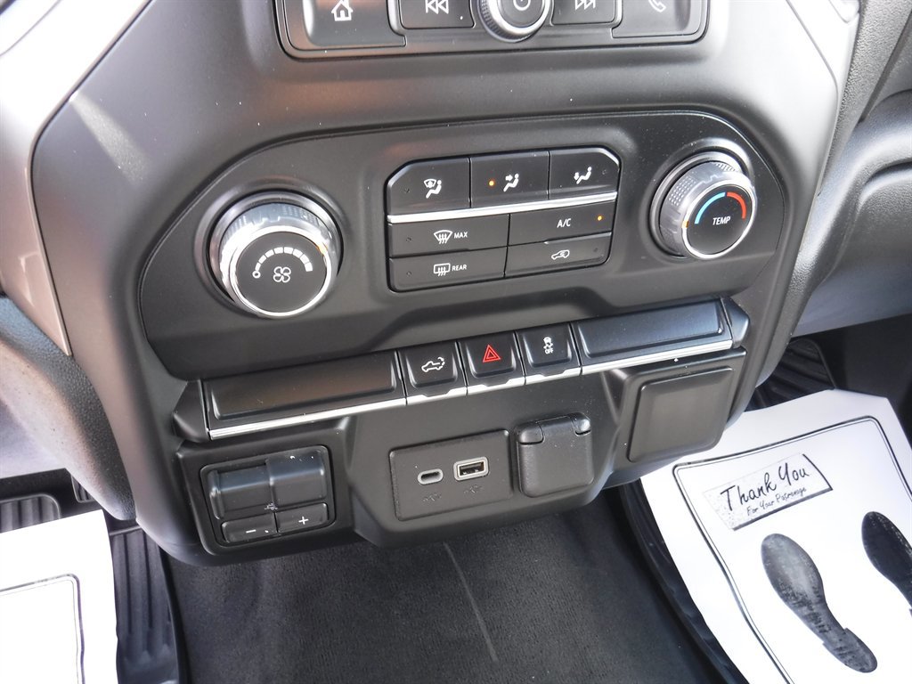 Used 2023 Chevrolet Silverado 2500 Custom w/ Custom Convenience Package image 15