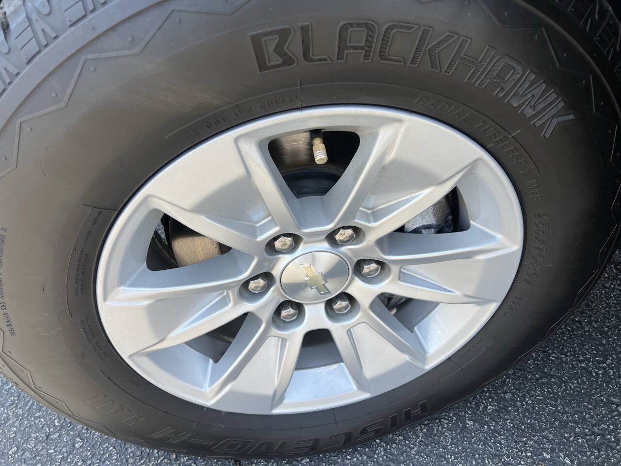 Used 2021 Chevrolet Silverado 1500 LT RWD image 5
