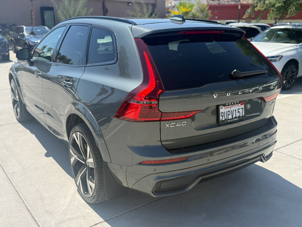 Used 2026 Volvo XC60 T8 Ultra AWD/4WD image 5