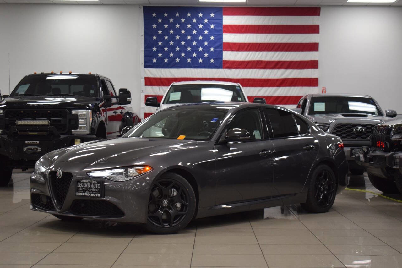 Used 2021 Alfa Romeo Giulia Sprint w/ Nero Edizione image 5