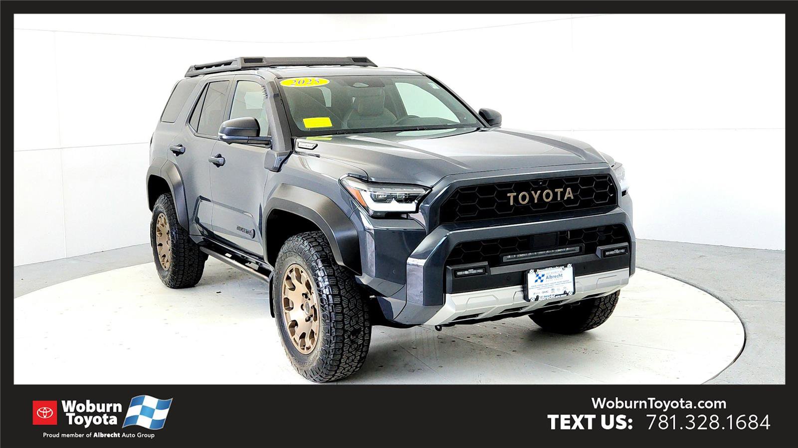 Used 2025 Toyota 4Runner Trailhunter image 1