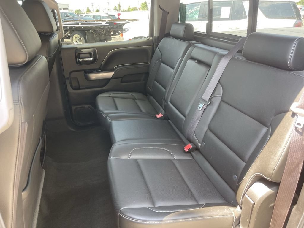 Used 2016 Chevrolet Silverado 1500 LTZ Z71 w/ LTZ Plus Package AWD/4WD image 9