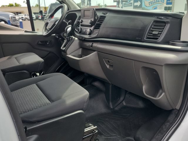 Certified 2025 Ford Transit 250 Low Roof w/ Exterior Upgrade Package RWD image 18