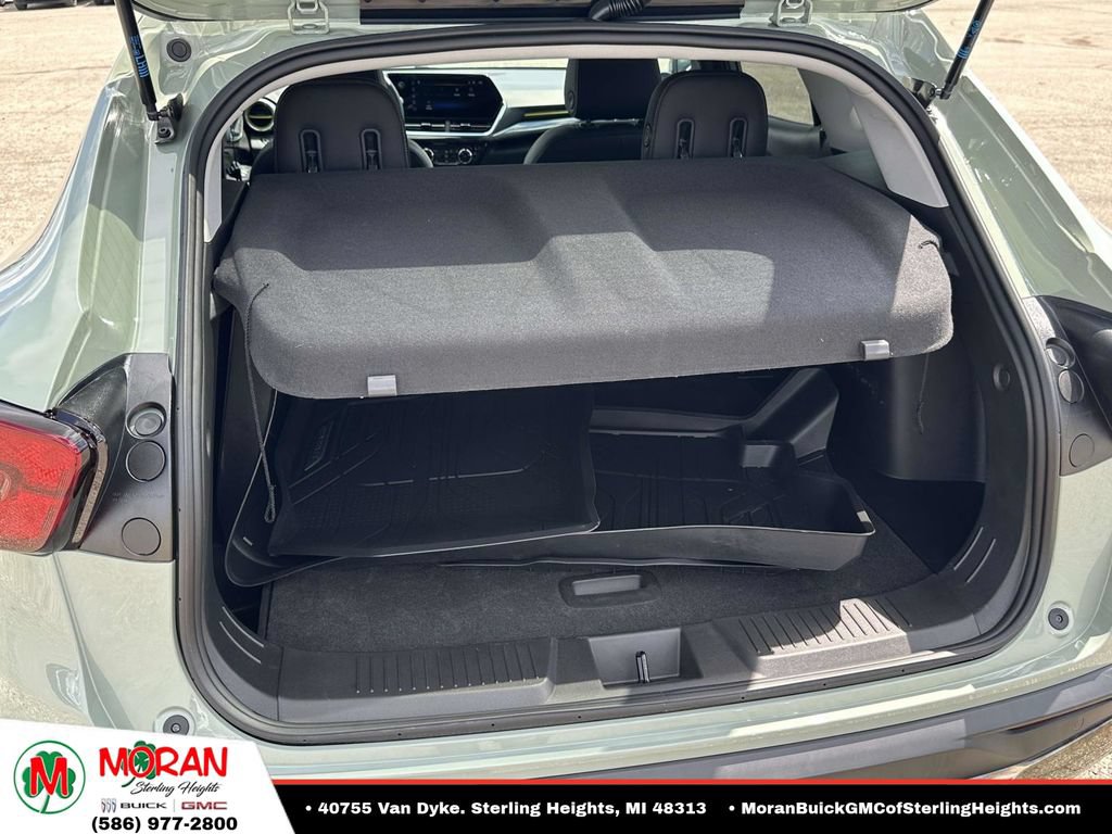 Certified 2024 Chevrolet Trax ACTIV w/ Sunroof Package FWD image 11