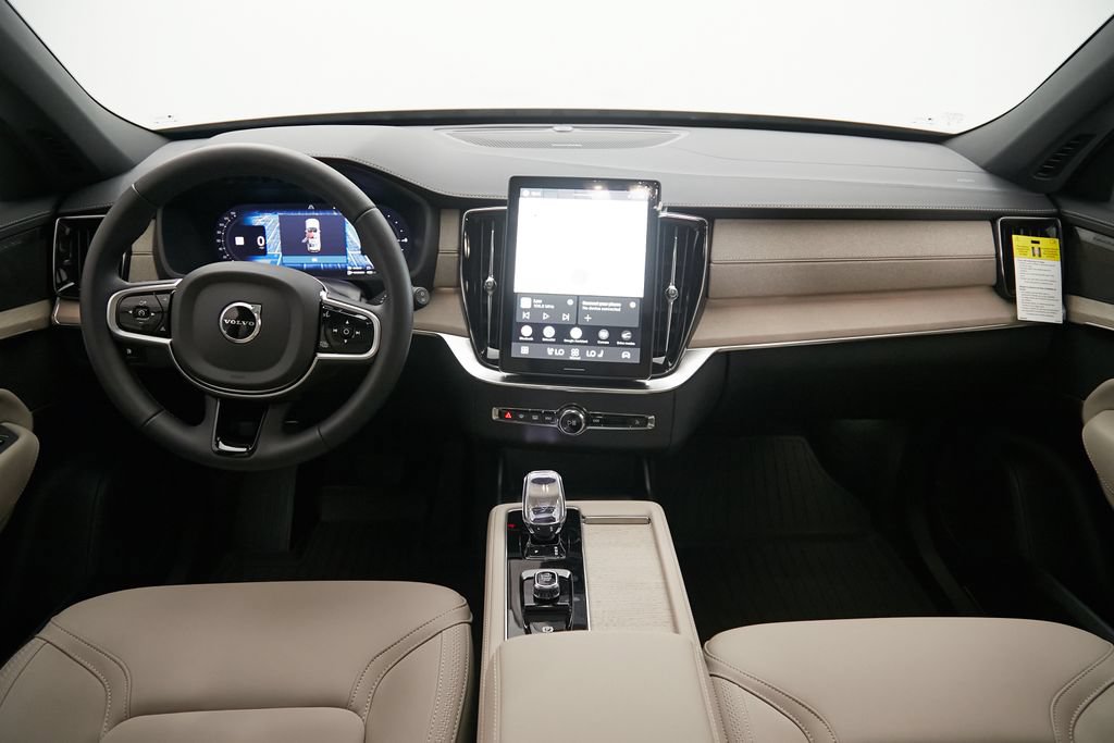 New 2026 Volvo XC90 T8 Plus w/ Protection Package Premier AWD/4WD image 22