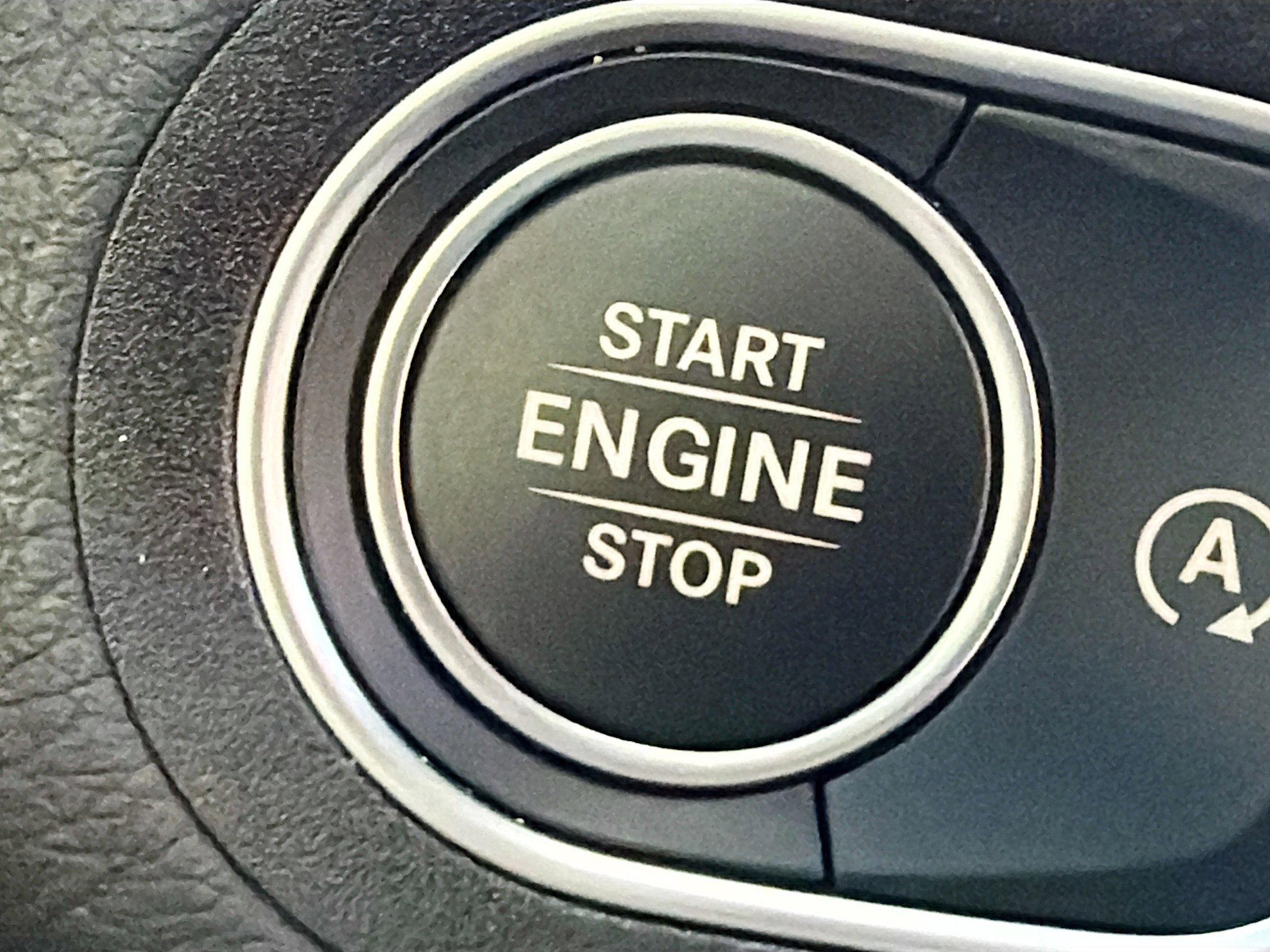 Used 2025 Mercedes-Benz GLS 450 4MATIC w/ AMG Line Exterior image 37