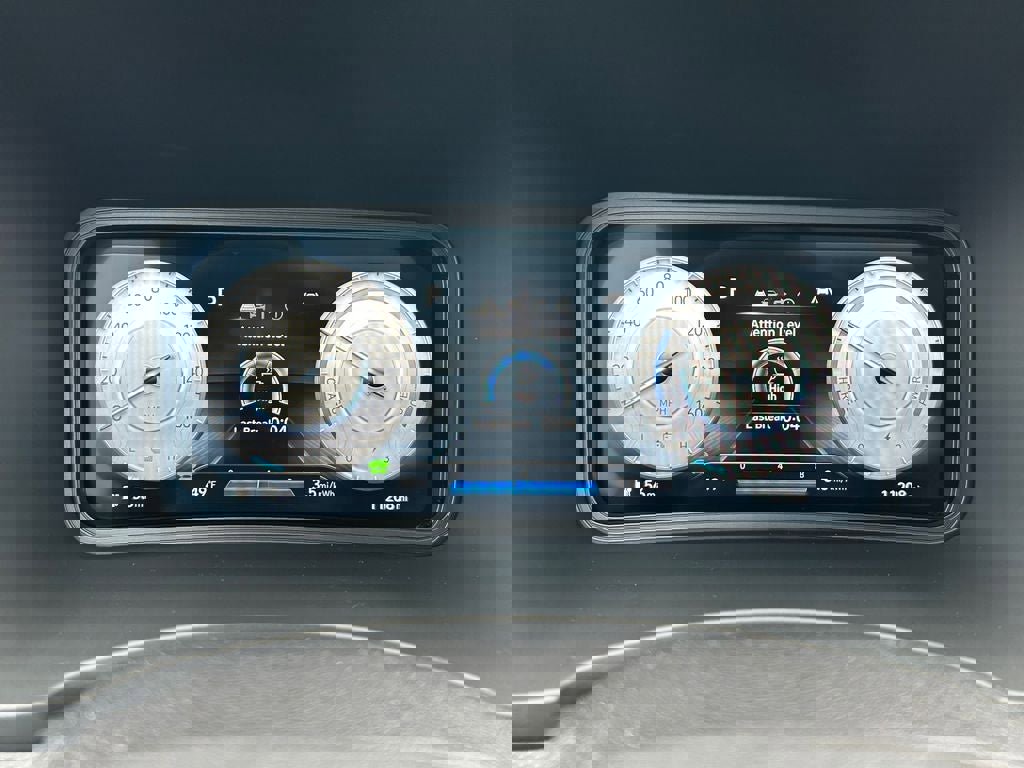 Used 2023 Hyundai Kona Limited w/ Cargo Package image 16