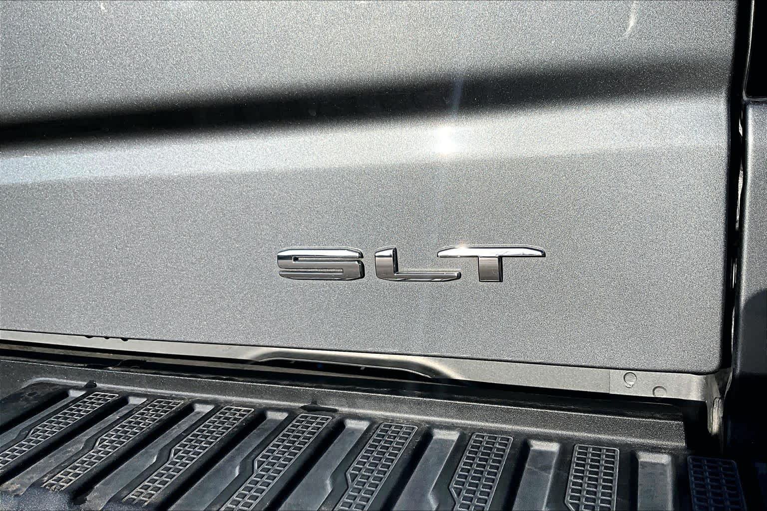 Used 2020 GMC Sierra 1500 SLT AWD/4WD image 10