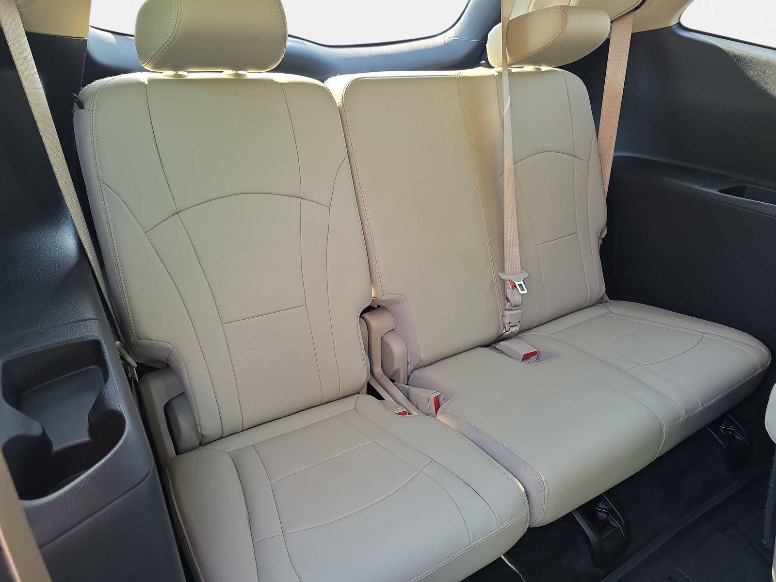 Used 2021 Buick Enclave Essence w/ Sound and Sites Package image 12