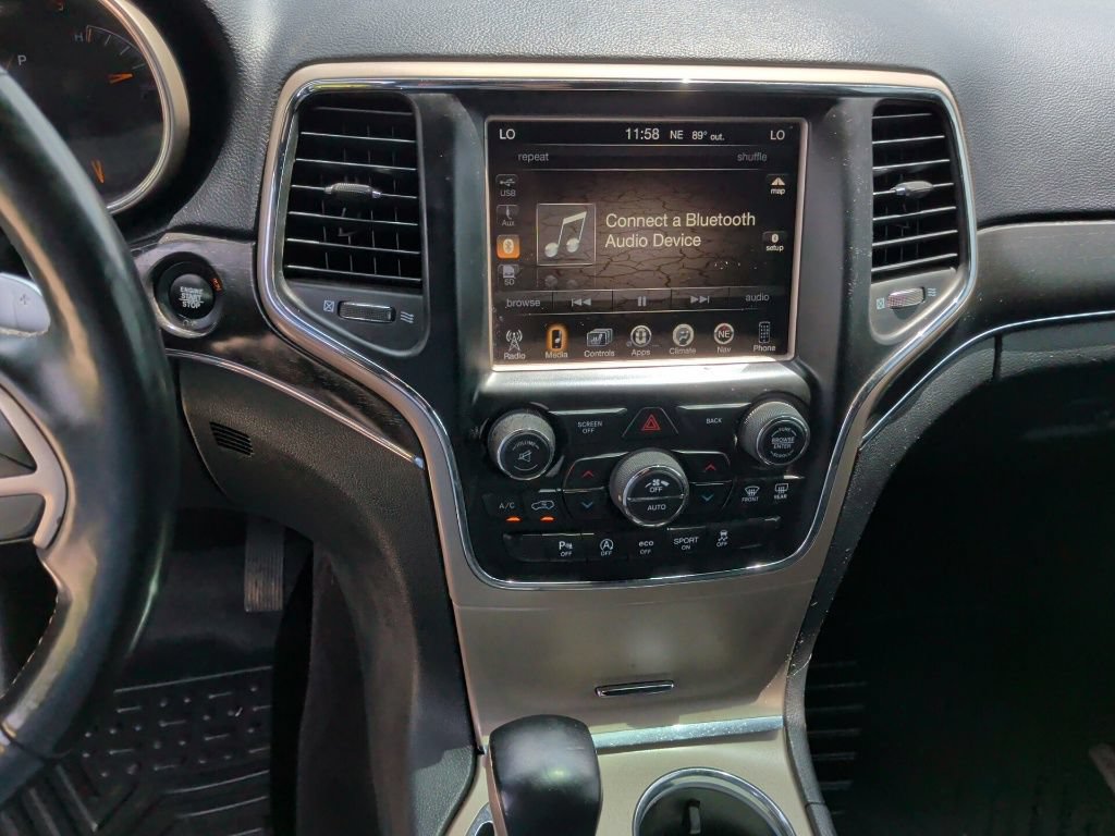 Used 2017 Jeep Grand Cherokee Limited AWD/4WD image 22