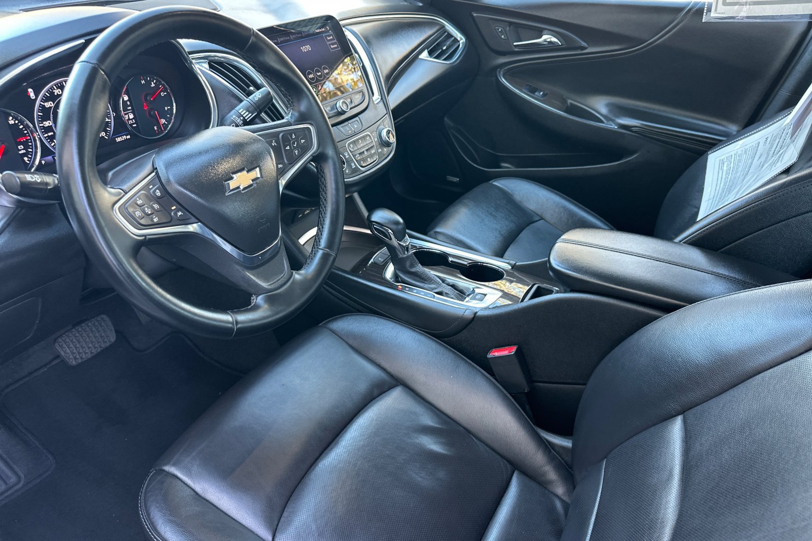 Used 2024 Chevrolet Malibu LT FWD image 10