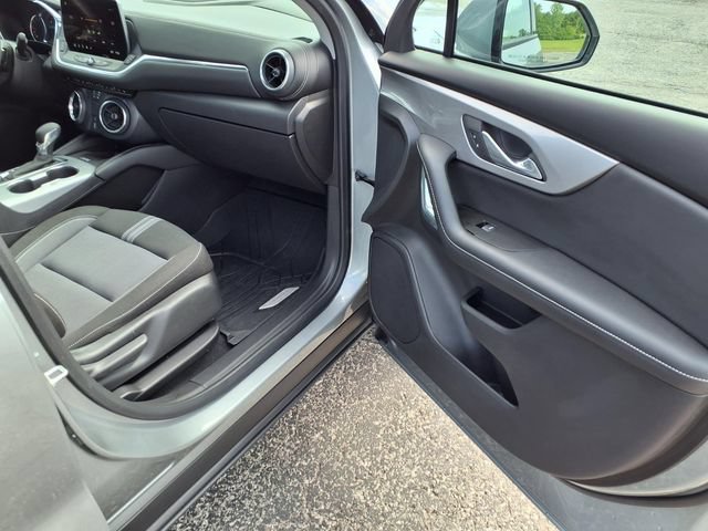 Used 2024 Chevrolet Blazer LT w/ Convenience Package FWD image 51