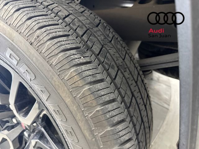 Used 2024 GMC Sierra 1500 Elevation w/ LPO, Elevation Black Package image 12