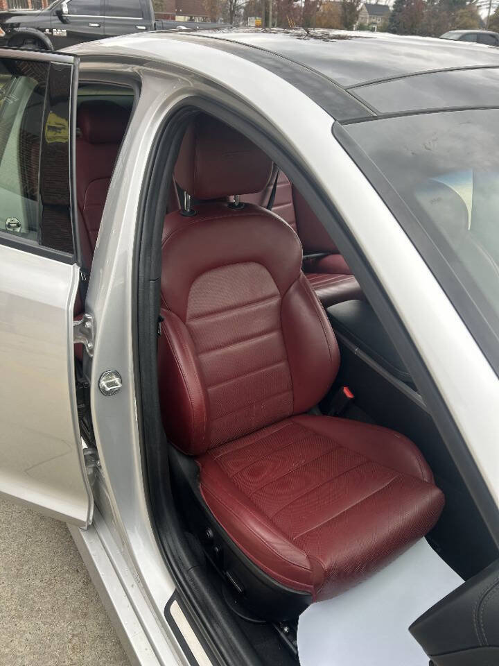 Used 2018 Kia Stinger GT2 image 32