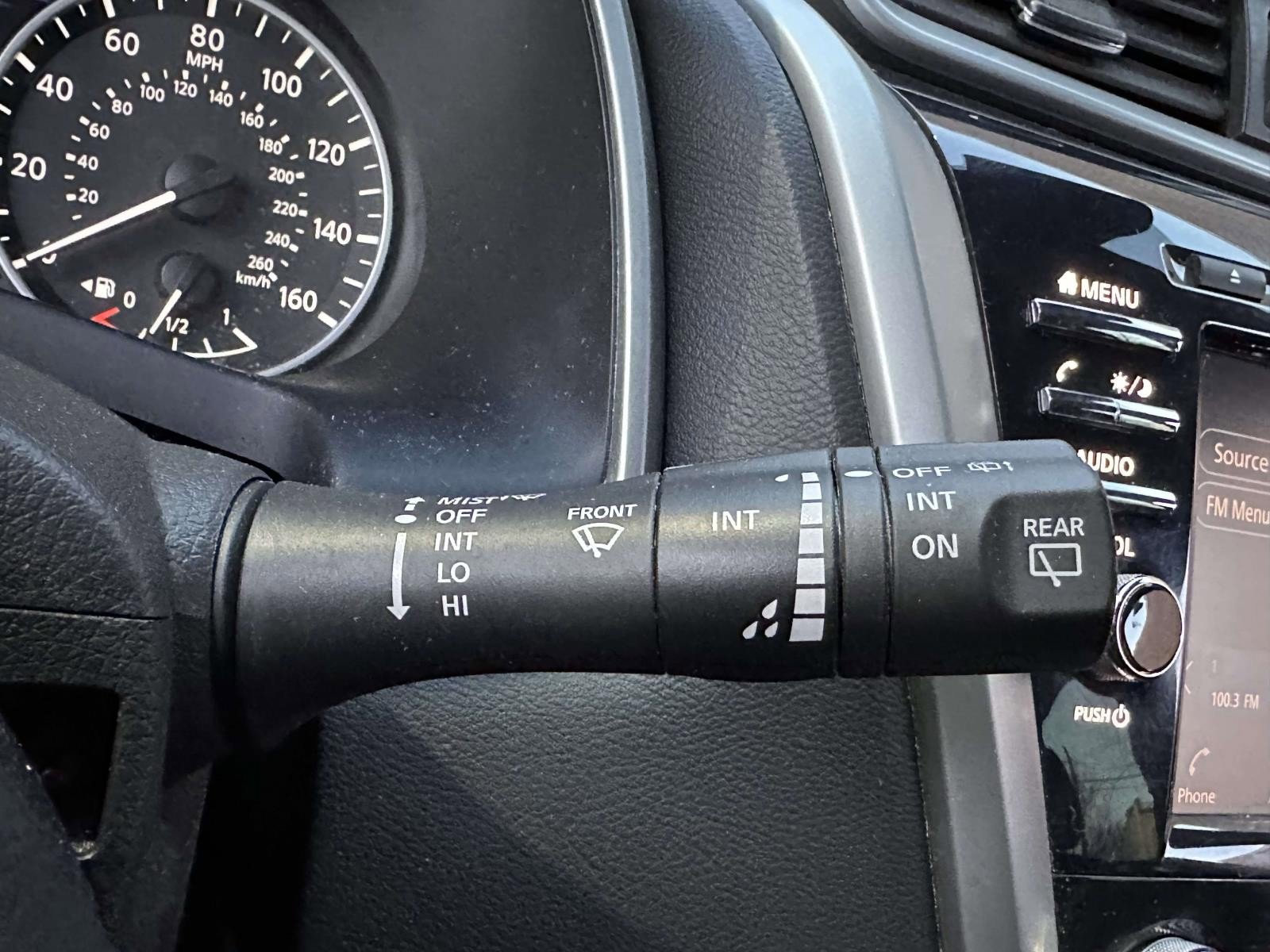 Used 2020 Nissan Murano SV image 29