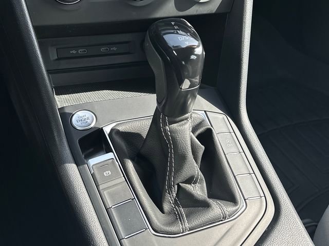 Used 2022 Volkswagen Taos S image 23