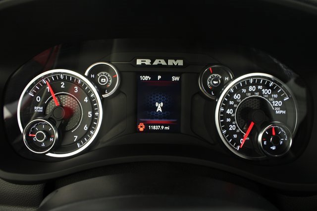 Used 2024 RAM 2500 Big Horn w/ Bed Utility Group image 10