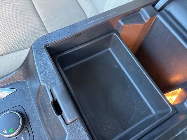 Used 2022 Chevrolet Traverse LS image 28