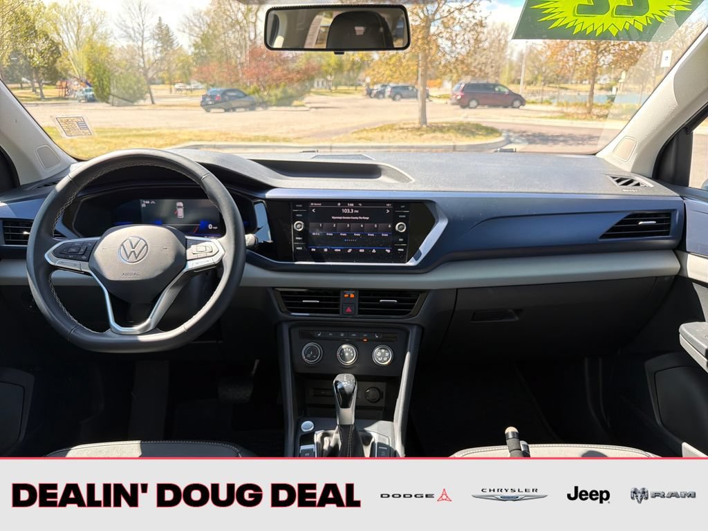 Used 2022 Volkswagen Taos SE FWD image 16