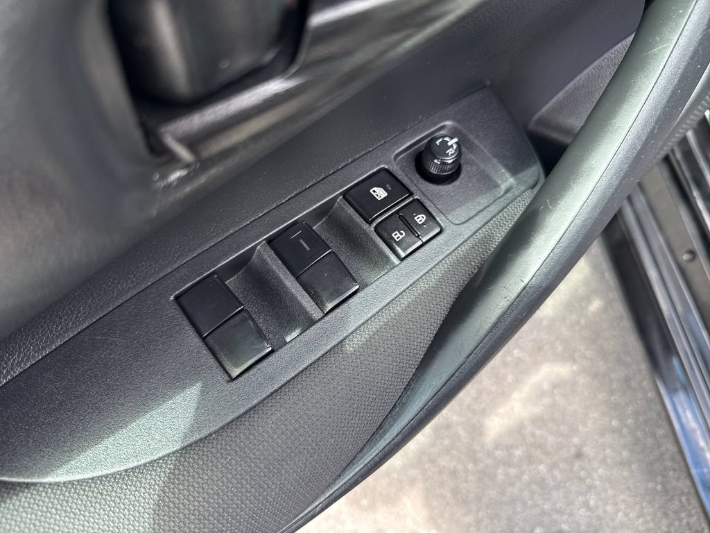 Used 2023 Toyota Corolla LE FWD image 11