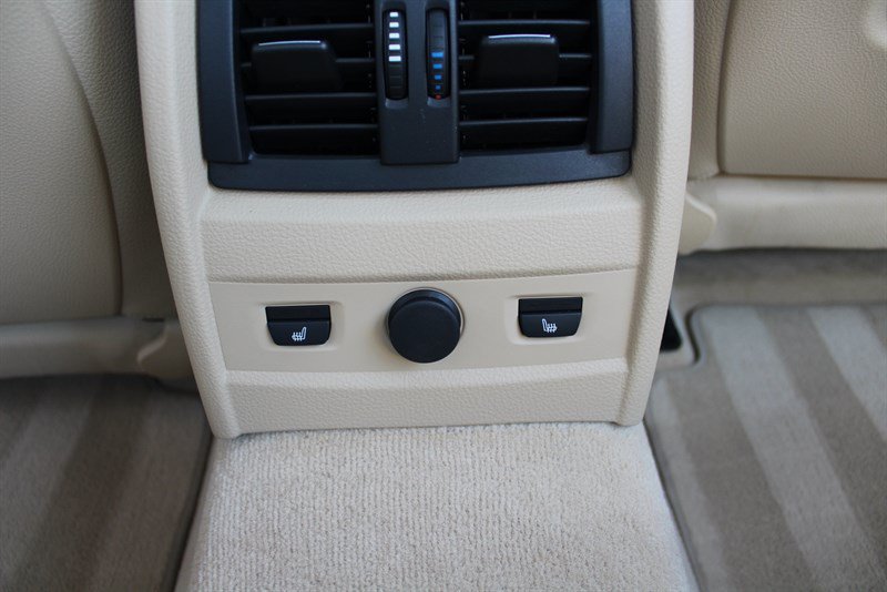 Used 2014 BMW 335i xDrive Sedan AWD/4WD image 24