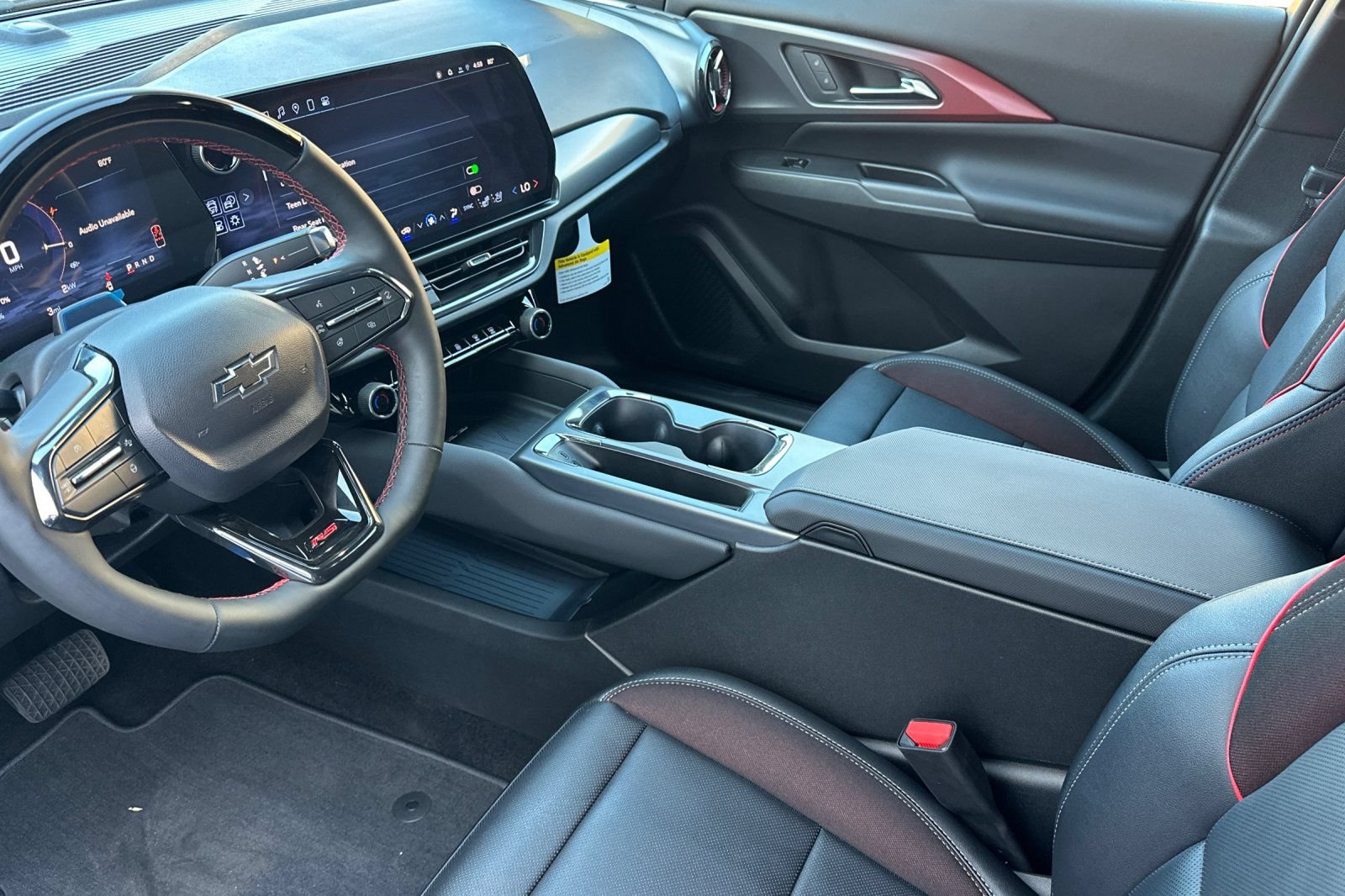 New 2025 Chevrolet Equinox EV RS w/ Active Safety Package 3 AWD/4WD image 10