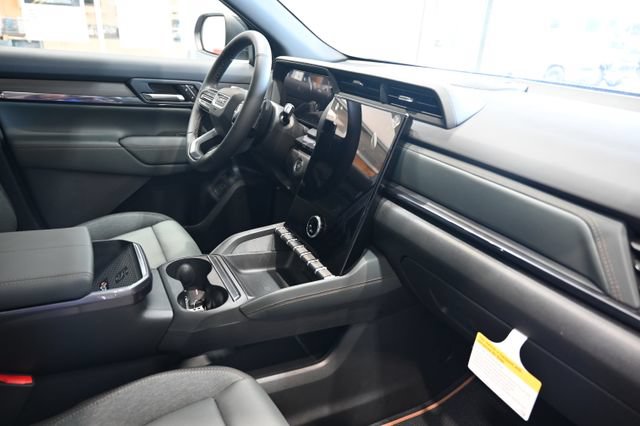 New 2026 GMC Terrain AT4 w/ Convenience Package III AWD/4WD image 13